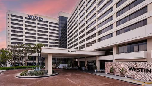 Partner Connect 2025 wi laxwi hotel entrance 11452 Wide Hor - Partner Connect 2025